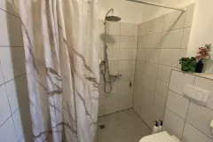 Freistehendes Einfamilienhaus in Kunrau/Klötze, Altmark: Bad mit begehbarer Dusche